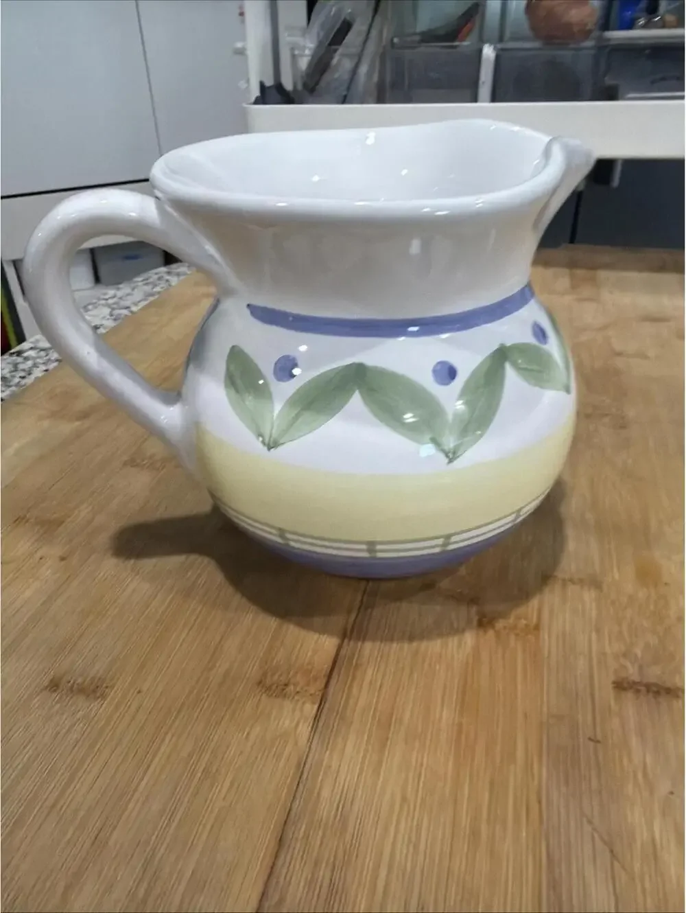 VTG Williams Sonoma Marisol 32 Oz Pitcher 5 3/4” Tall *